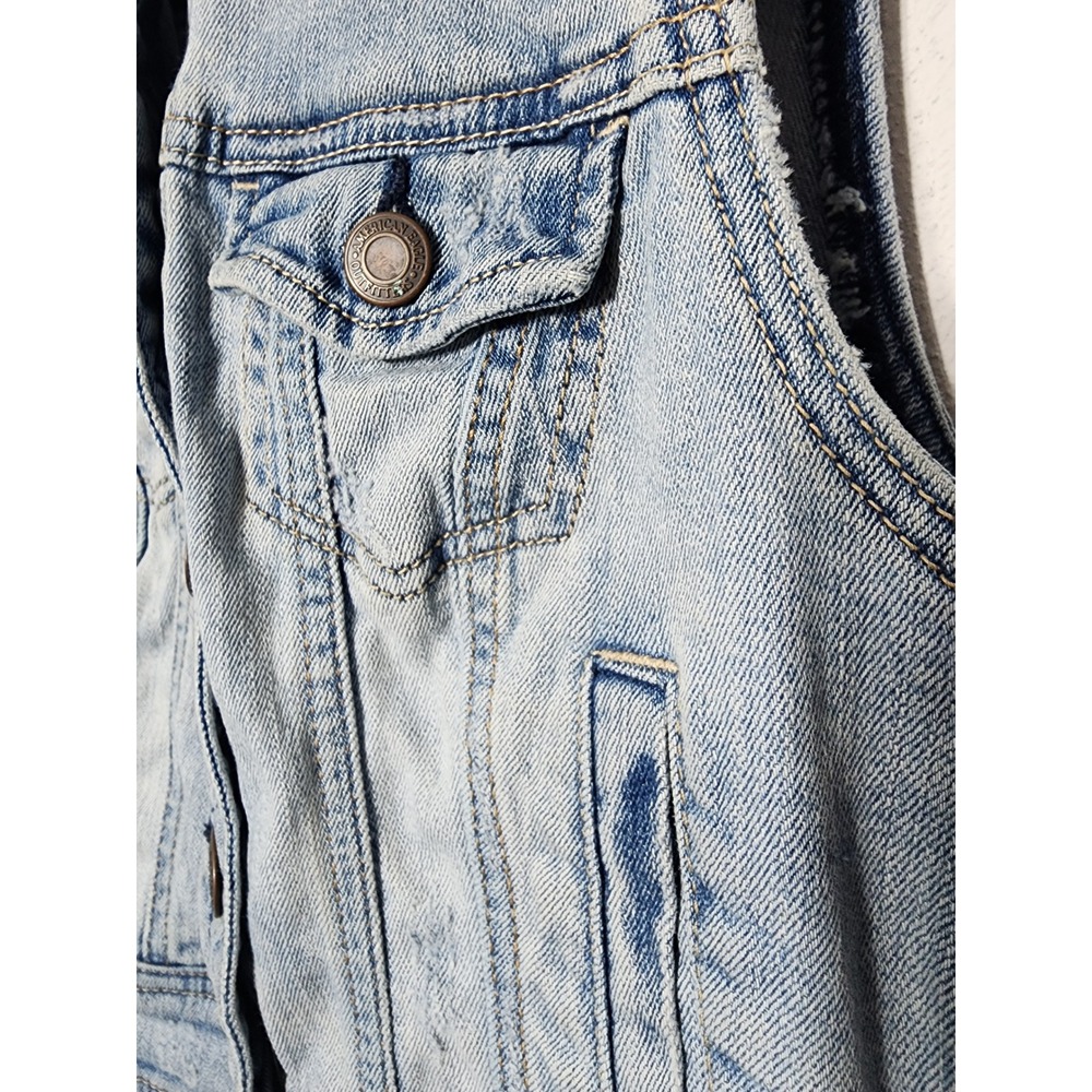 American Eagle Denim Vest Women S Light Wash Button Front vest - Picture 7 of 13